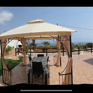 Sauci Villa